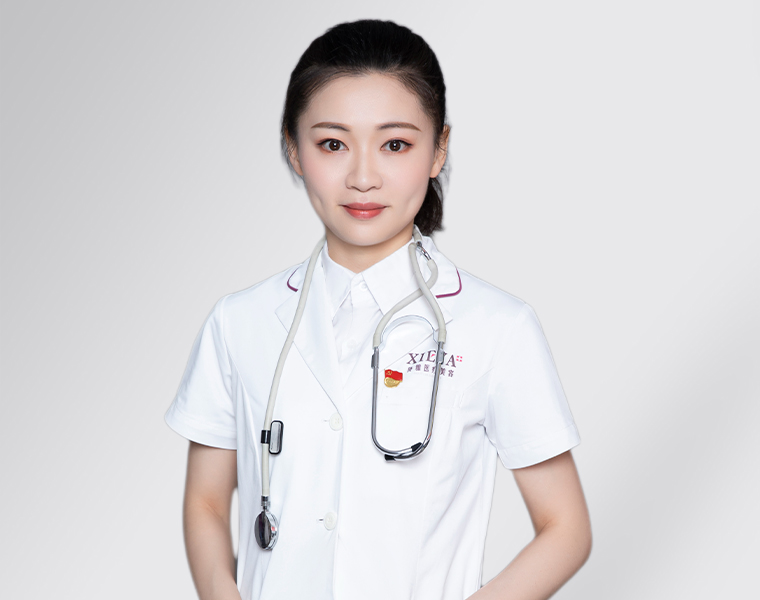 刘莫靖子医师照片